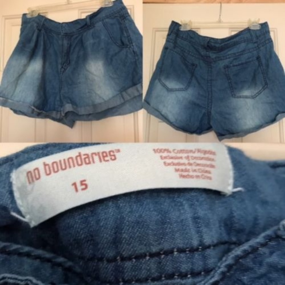 No Boundaries comfy shorts size 15